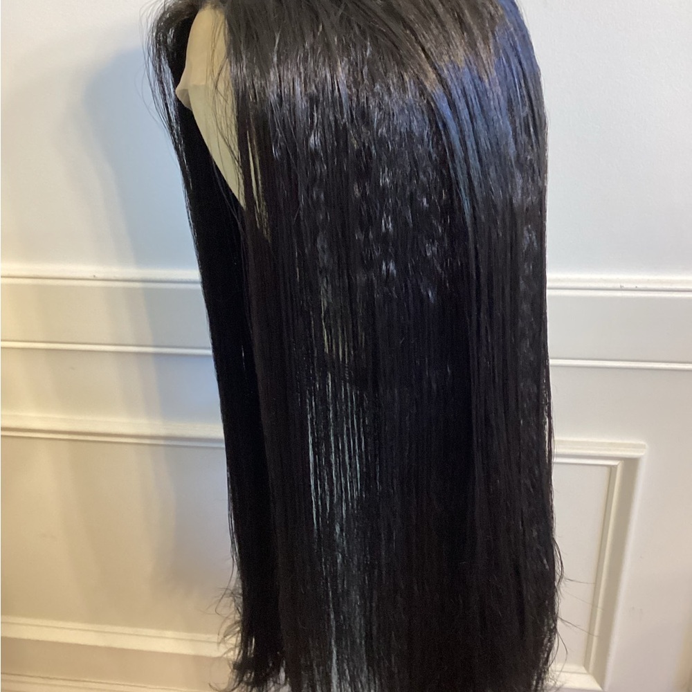 Sleek Black 24-28 inch Synthetic Lace Front Hair Wig (SKU: #1 24-28)